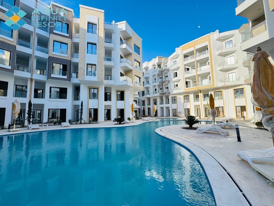 The main pool and apartment blocks at Aqua Infinity Resort, El Gouna Road